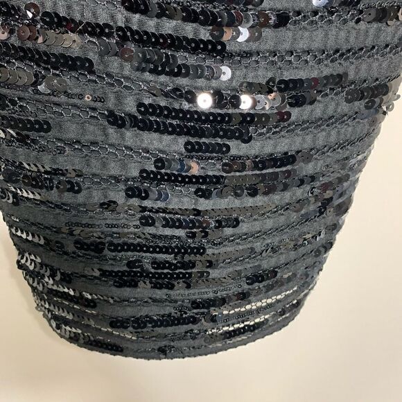 Nanette Lepore size 4 black sequence dress cross (E1) - Picture 5 of 11